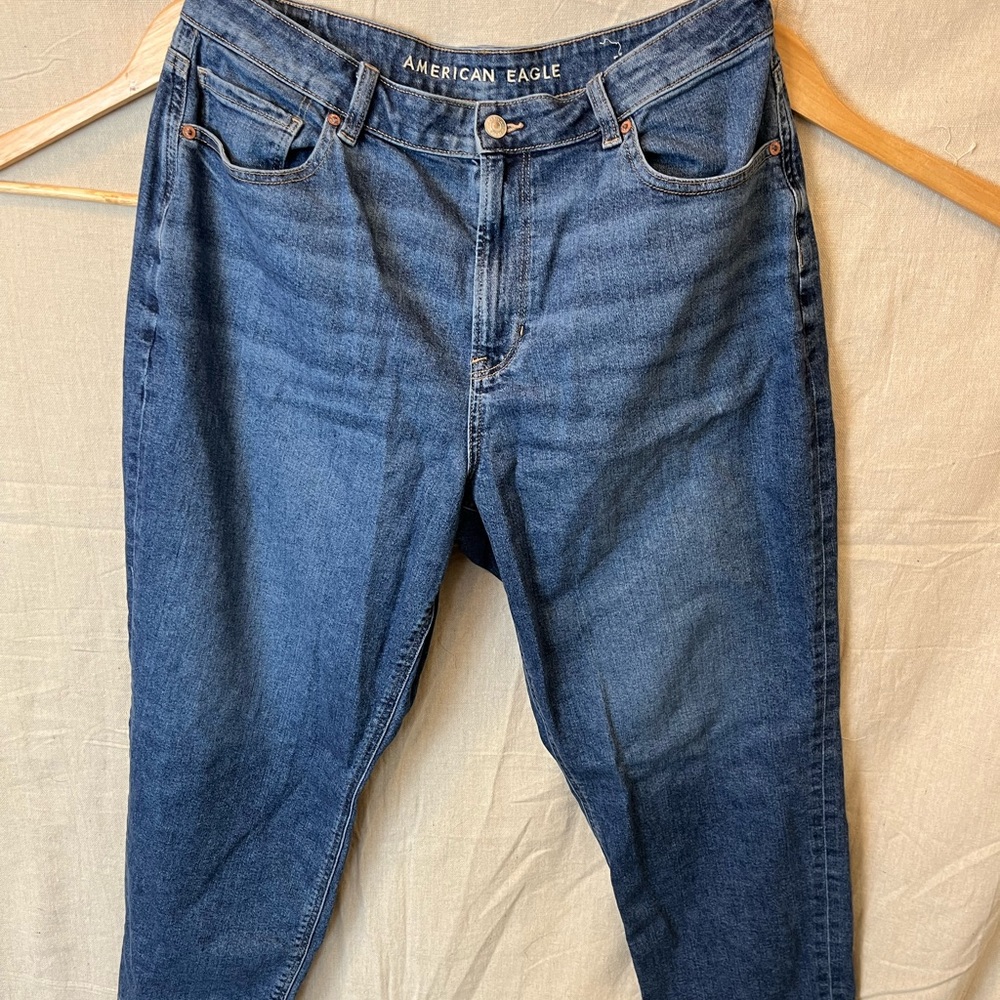 Women's American Eagle mom jeans